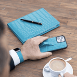iPhone 13 Pro Max Case mit Fingerschlaufe Krokodilleder Turquoise Blau Limited Edition - GOLDBLACKpremium
